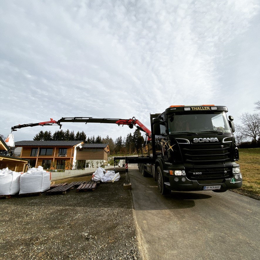 LKW der KLT GmbH